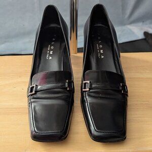VINTAGE Paloma Black Patent Leather Heeled Loafers with Faux Buckle US8M/EU38